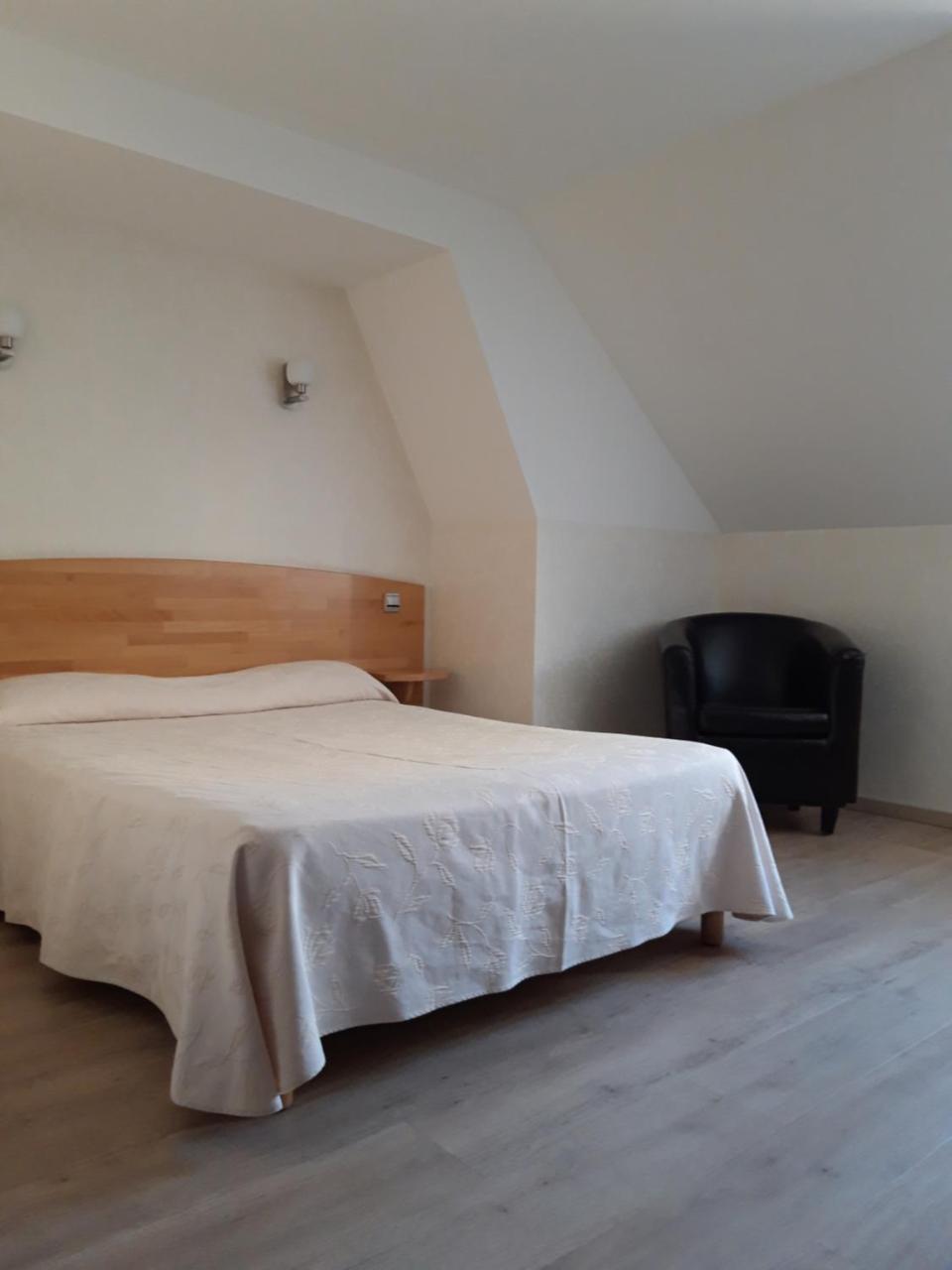 Double Room,760440947:JPEG